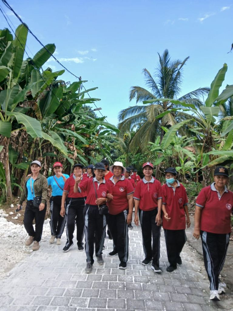 Pelaksanaan Posyandu Lansia (Jalan Santai)  Banjar Belang - 12 Mei 2024